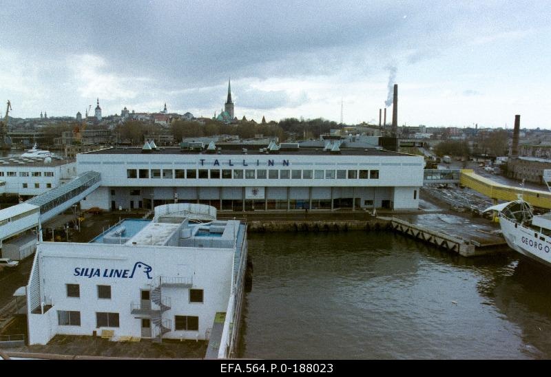 View of the Port of Travel from the sea.