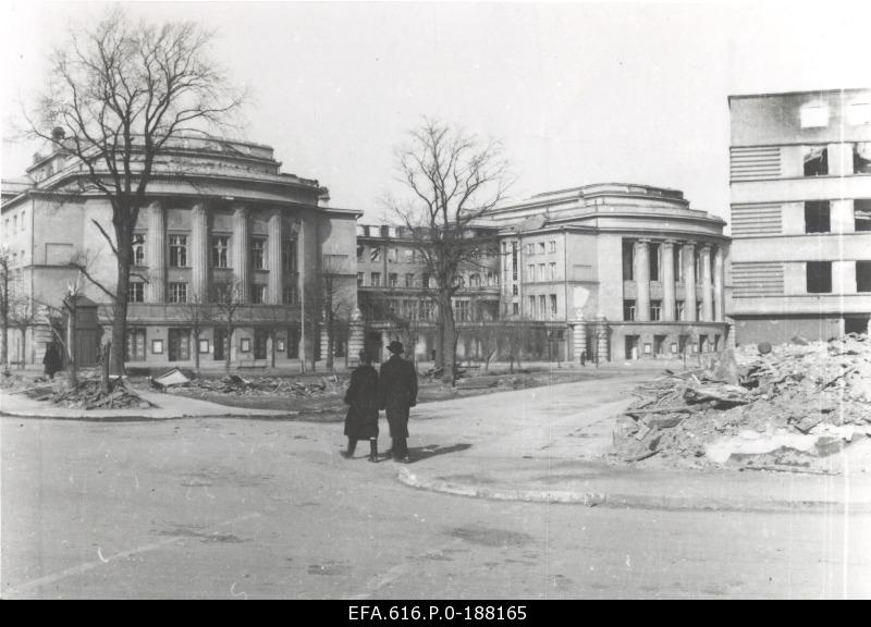 Ruined Estonia Theatre.