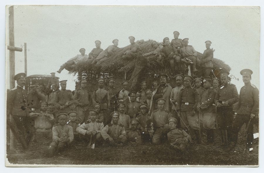 Grupp tsaariarmee sõdureid.