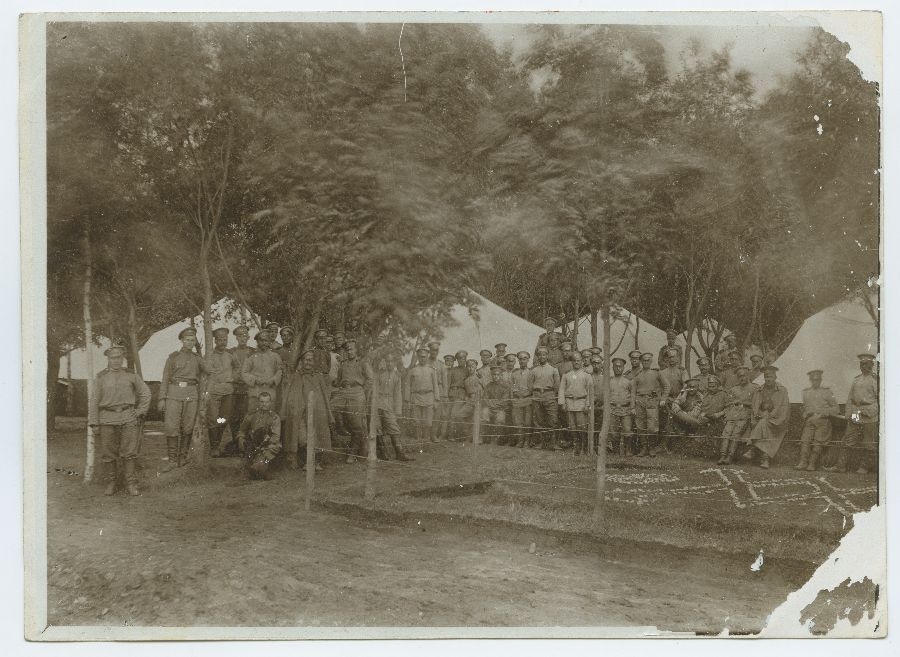 Grupp tsaariarmee sõdureid.