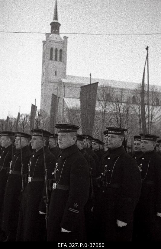 Madrs on the parade of the 23rd anniversary of the Great Socialist October Revolution.