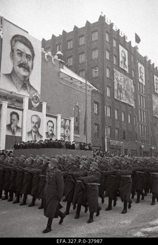 Military Paradises on the 23rd anniversary of the Great Socialist October Revolution.