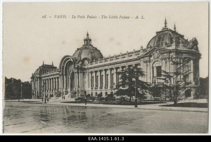 Photo postcard from Le Petit Palais front port on the right hand viewed