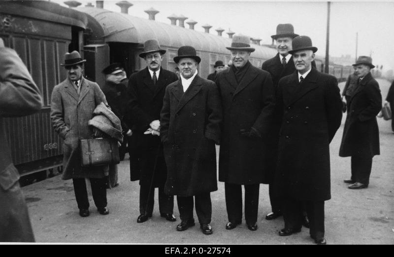 The arrival of the French ambassador Bruere to Tallinn with the Head of Office Dr. Henmann and the Head of Protocol of the Ministry of Foreign Affairs Haman.