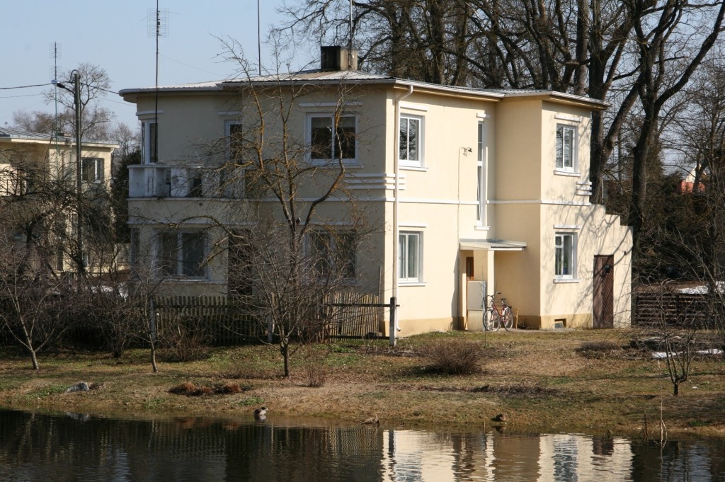 Residential building Lääne-Viru county Rakvere city Water 12a