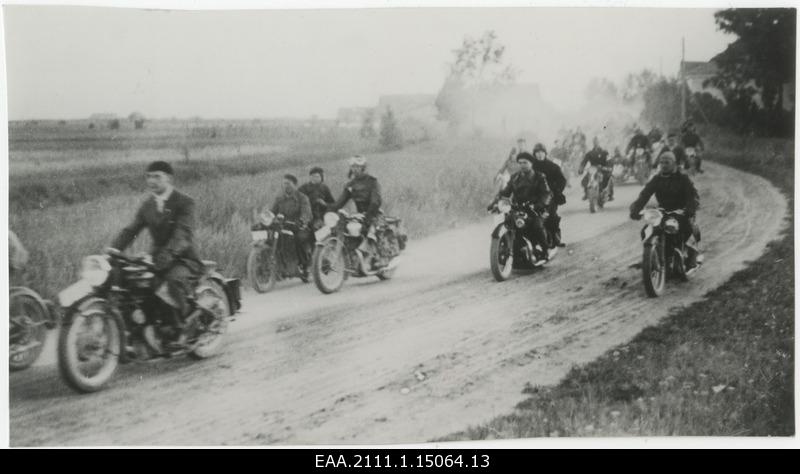 The Estonian national team, which won the highest priority during the international motorcycle Olympic starship in Berlin, arrives in Saue