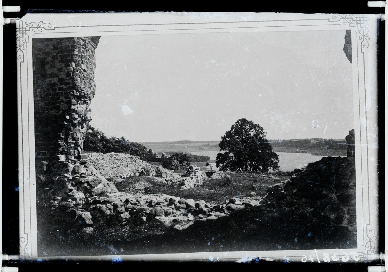 With decorations on the underpaper photo view of the ruins of Viljandi Order to the lake