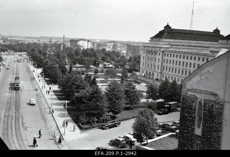 View of the Pärnu road and the back of Estonia.