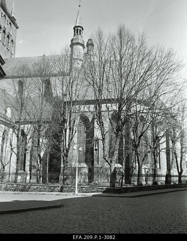 View of the Toom Church.
