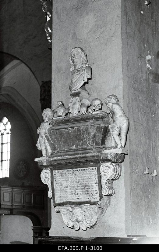 J. Hastfer's epitaph in the Toom Church in 1676.