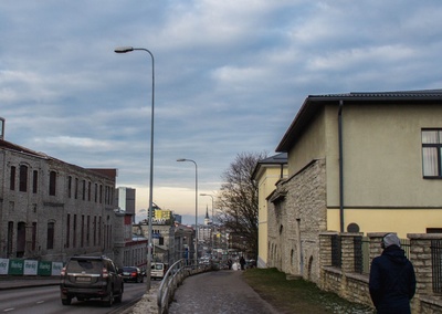 Tallinn, üldvaade Tartu maanteele Lasnamäel. rephoto