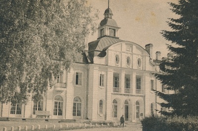 Narva- Jõesuu Kuursaal  similar photo