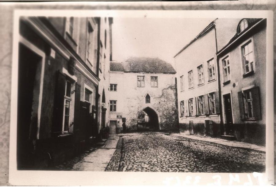 Tallinn, Harjuvärav umbes 1860. aastal.