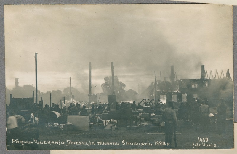Pärnu - tulekahju Jänesselja tänaval (Tallinna mnt.), 1924.a.