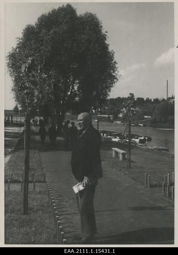 Man at Emajõe
