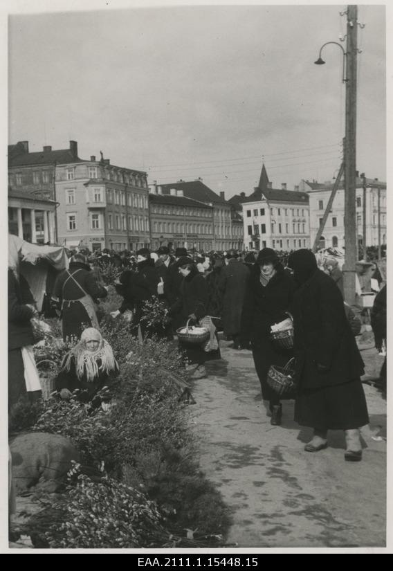 Tartu market on the right shore of Emajõe
