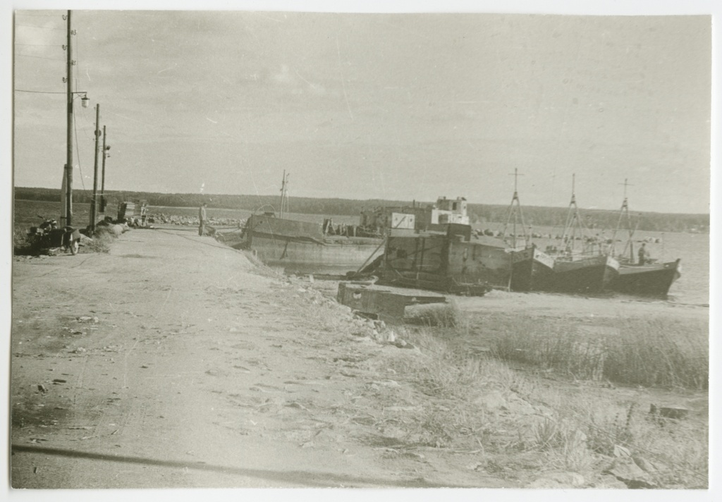 The port of the slave