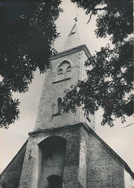 Photo. Kirbla Church on 9 July 1989.