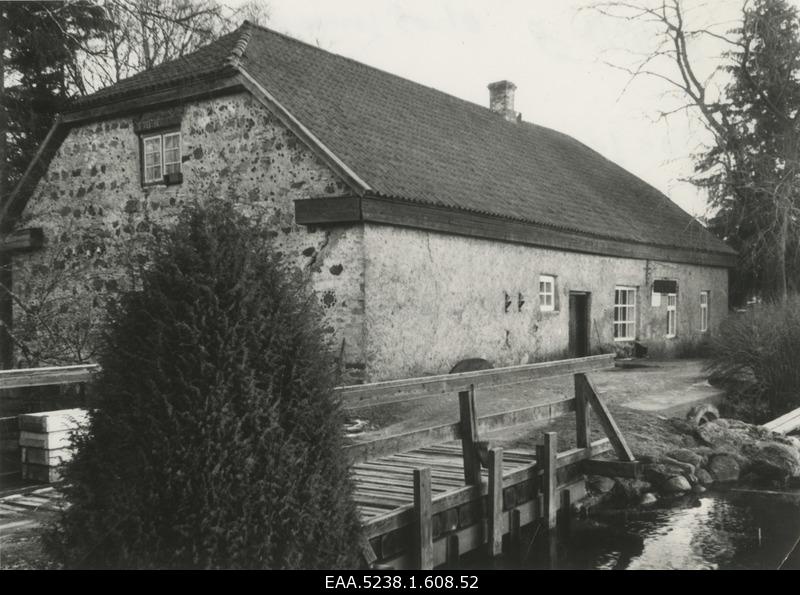 Rägavere Manor Waterwater