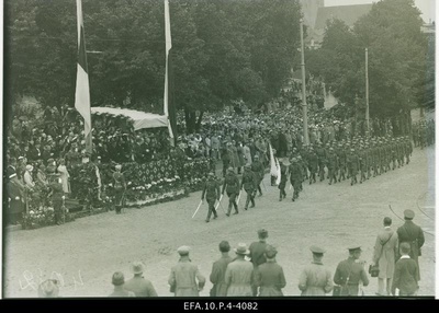 Paradise on the Freedom Square for the visit of the Polish President J. Moszieck to Tallinn.  similar photo