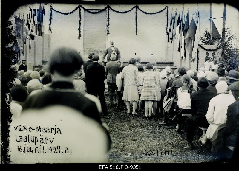 Väike-Maarja Song Day.
