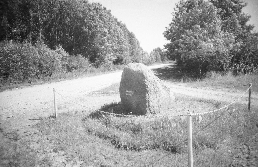 Stone marking the centre of Naravere village