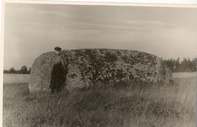 Uku stone in Lasinurme village  duplicate photo