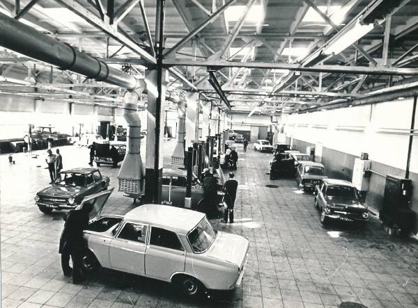 Tootmiskoondis Autoteenindus, Tartu autoteeninduse töökoda (Sepa t). 1979
