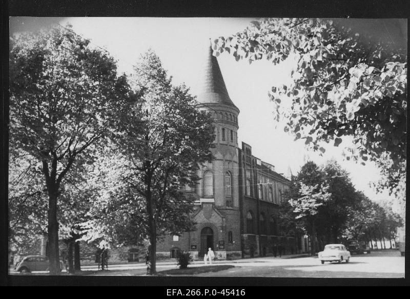 Building Estonia puiestee no. 11, where in January-February of 1918 Estonia's Red Card Staap (built in 1904, architect a. Reinberg) was located.