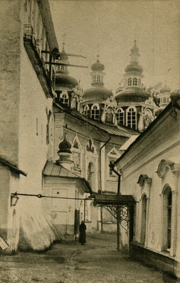 Petseri klooster, tänavavaade  duplicate photo