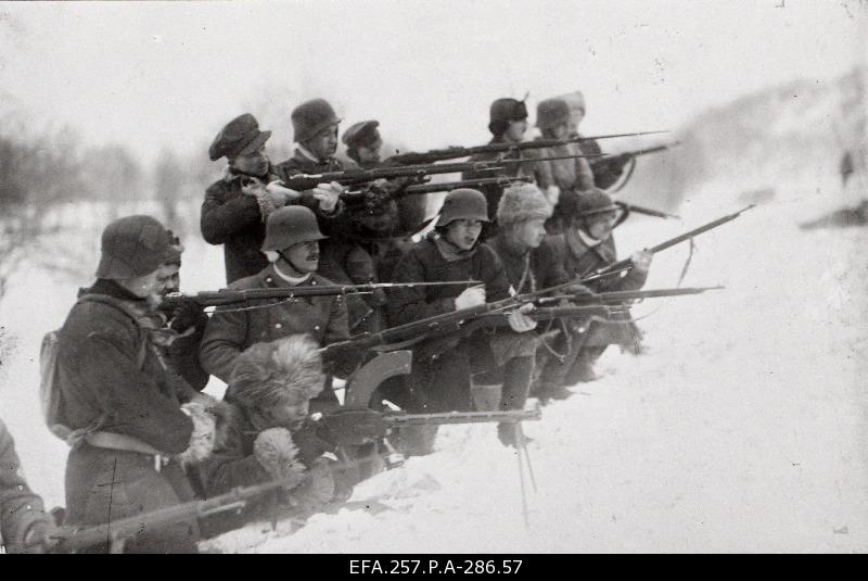 The chiefs of the Kalevlas Maleva sub-units (officiers).