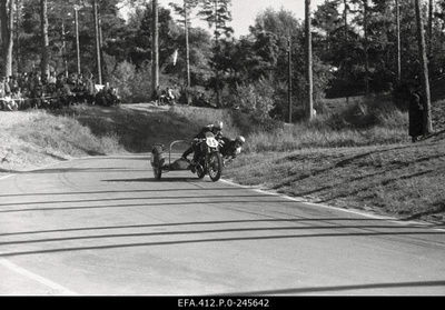 ENSV 1953 round-road races.  duplicate photo