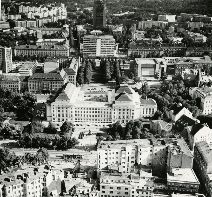 Estonia ja Olümpia teljel, aerofoto