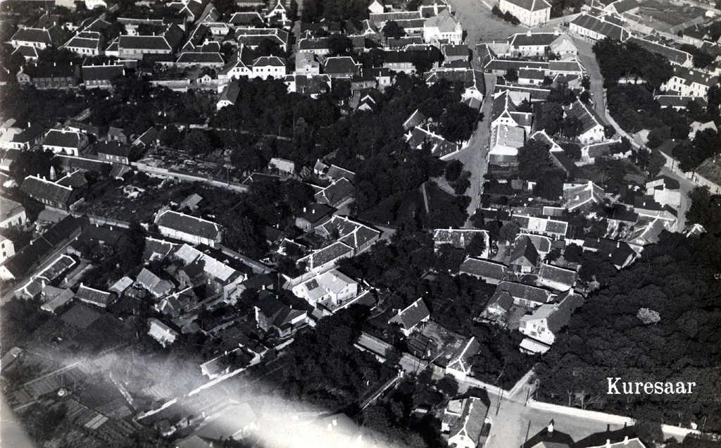 Aerofoto, Kuressaare vaade