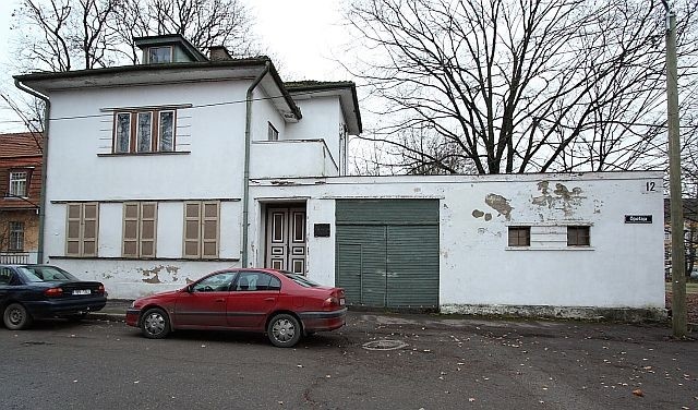 Prof. Jüri Uluotsa residential area Tartu County Tartu City Teacher 12