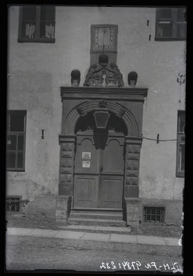 Narva linna vaade.  similar photo