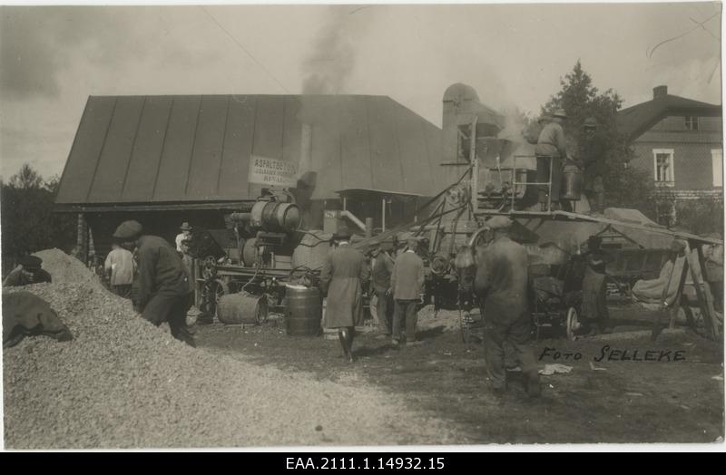 Preparation of asphalt