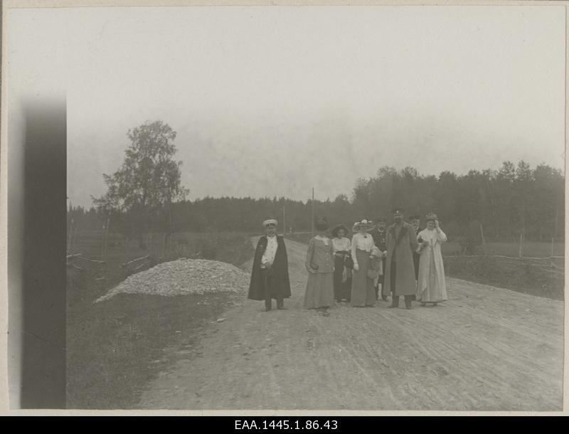 Company on the cruise road