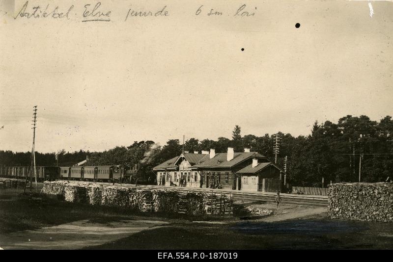 Elva Railway Station.