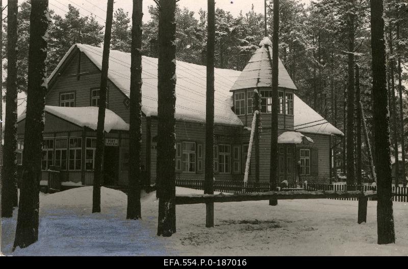 Elva telegraph and post office.