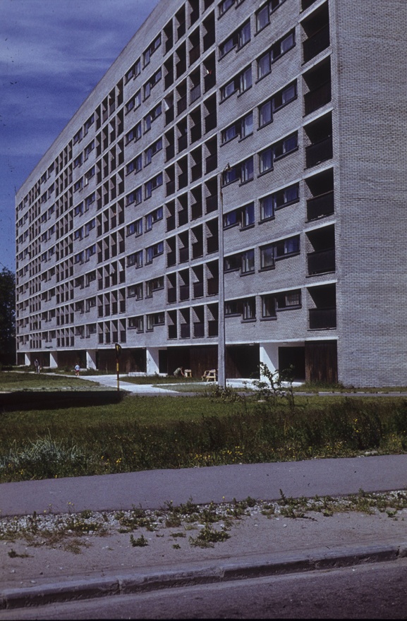 The apartment building in Mustamäe, view of the building. Architect Raine Karp