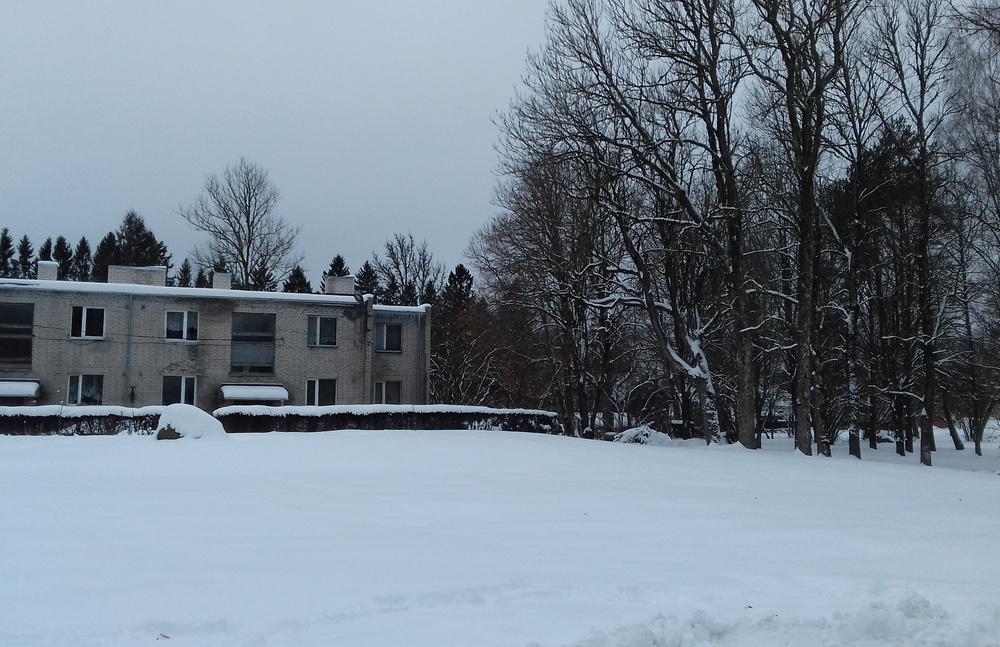 Location and adjacent building of Taebla Manor rephoto