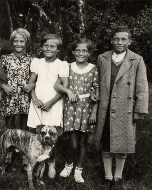 Pärnu lapsed koeraga