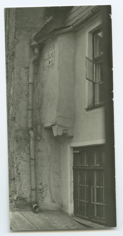 Tallinn, Dunkri tänav 21 maja detail.