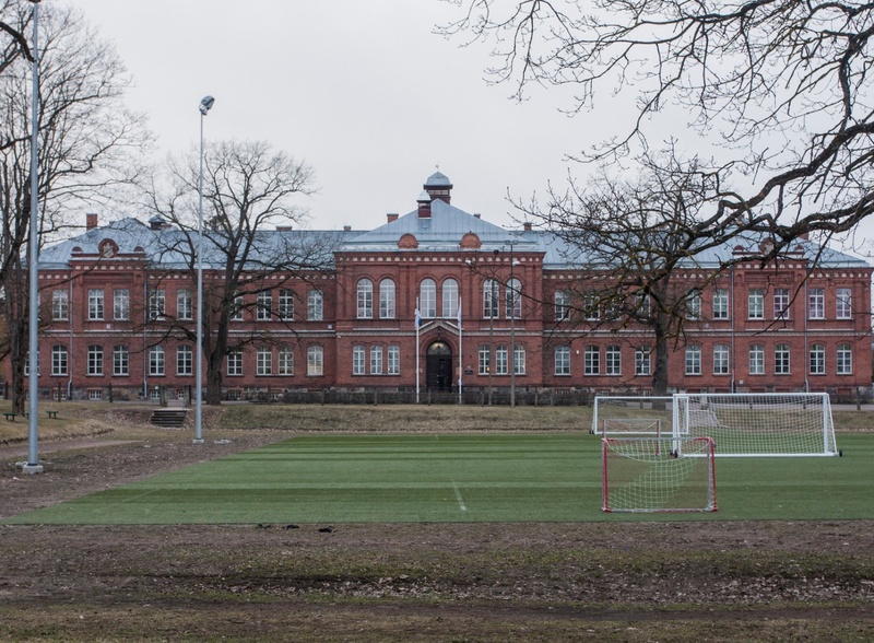 foto papil Viljandi Uueveski tee 1, maagümnaasium u 1905 rephoto