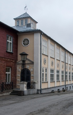[Viljandi School House] rephoto