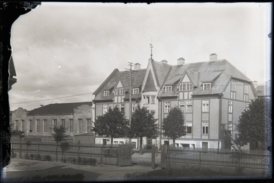Apartment building - Kopli 38. On the left industrial building.  similar photo