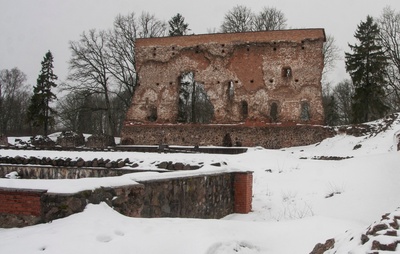 foto Viljandi ordulossi varemed, Kaevumägi 1942 talv foto T.Parri rephoto