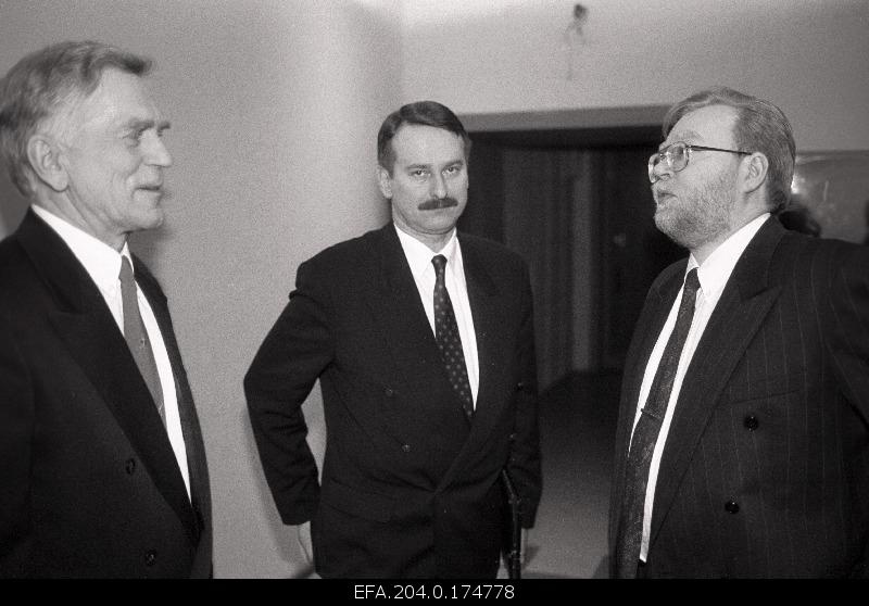 Prime Minister Andres Tarand (from the left), candidates for Prime Minister Siim Kallas and Mart Laar in television.