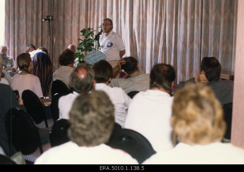 Esto '88: V National Congress. Mart Laar speaks.